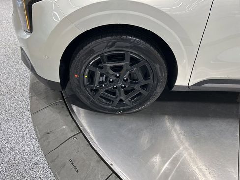 New 2026 Kia Carnival SX Prestige image 35