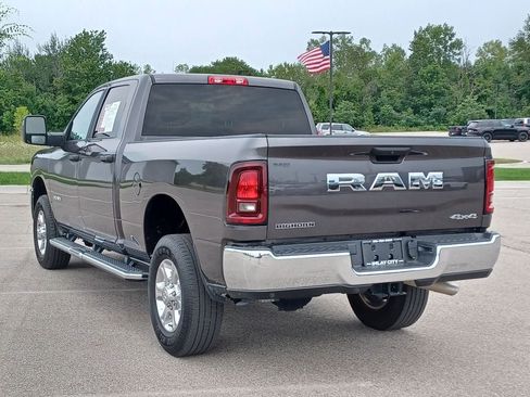 Used 2026 RAM 2500 Big Horn AWD/4WD image 3