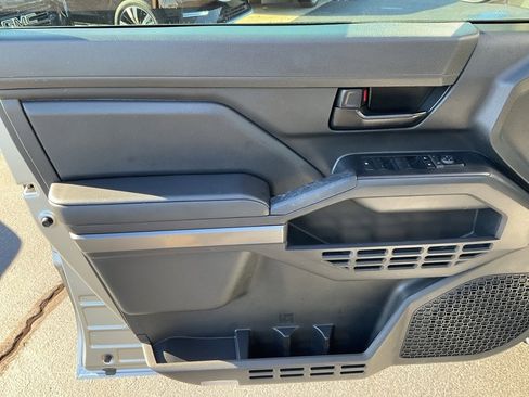 Used 2025 Toyota Tacoma SR5 image 3