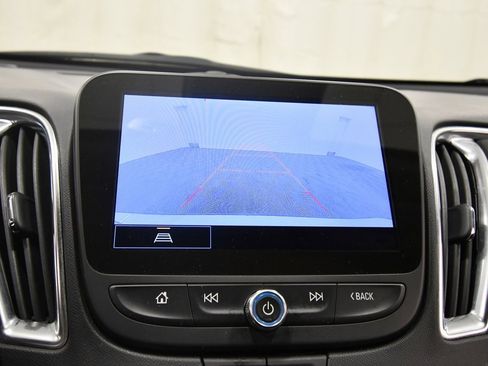 Used 2024 Chevrolet Malibu LT image 25