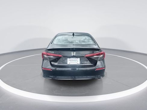 Used 2024 Honda Civic Sport image 7