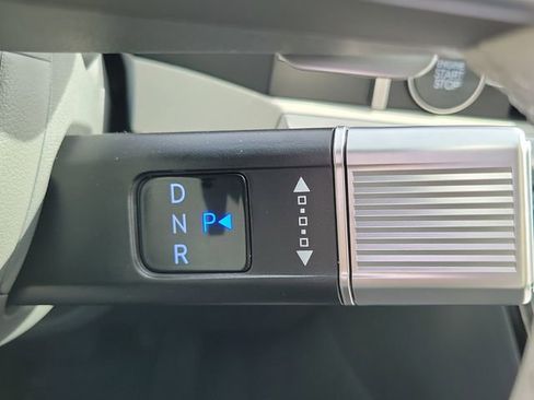 New 2026 Hyundai Santa Fe SE FWD image 8