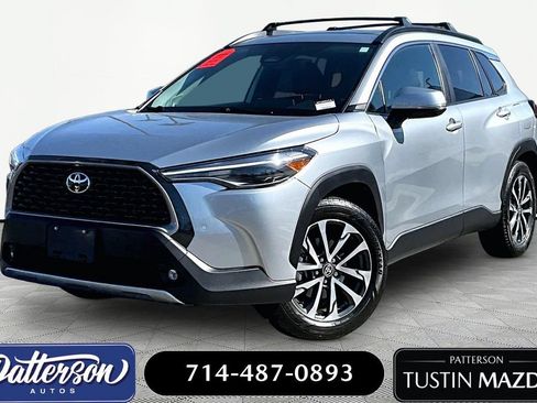 Used 2024 Toyota Corolla Cross XLE w/ Convenience Package AWD/4WD image 1