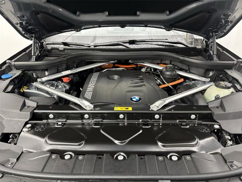 New 2026 BMW X5 xDrive50e image 20