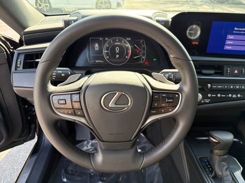 Used 2023 Lexus ES 350 w/ Accessory Package (Z2) image 12