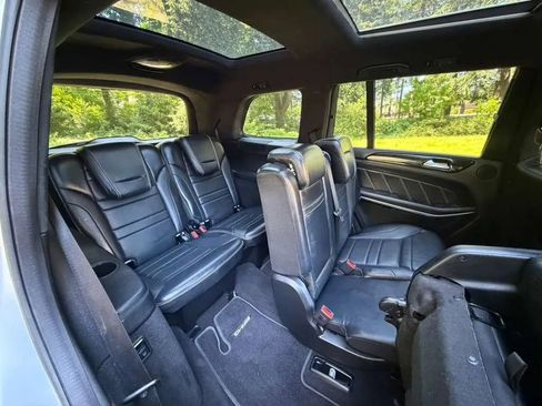 Used 2014 Mercedes-Benz GL 63 AMG 4MATIC image 11