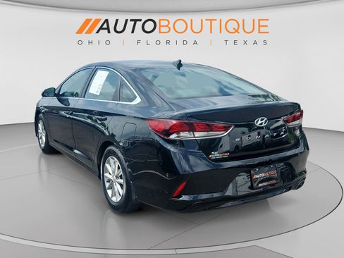 Used 2019 Hyundai Sonata SE w/ Cargo Package FWD image 3