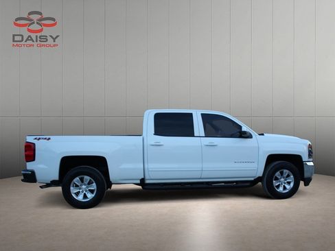 Used 2018 Chevrolet Silverado 1500 LT image 4