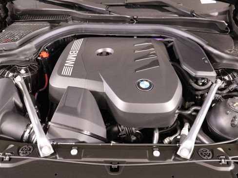 New 2026 BMW 530i xDrive w/ M Sport Package AWD/4WD image 20