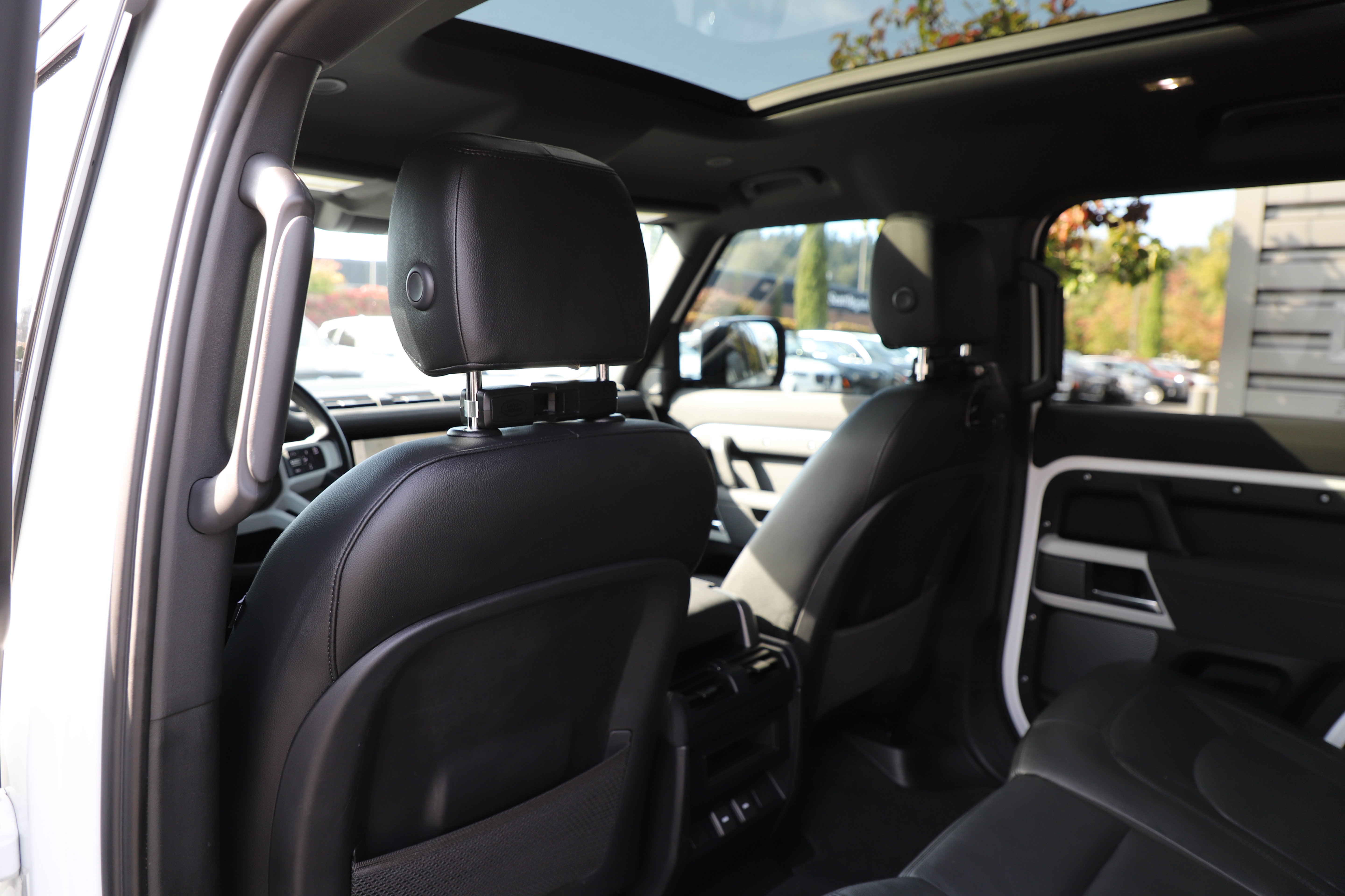 Certified 2023 Land Rover Defender 110 S AWD/4WD image 12