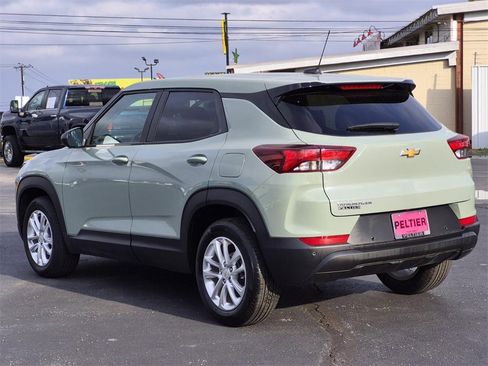 Certified 2025 Chevrolet TrailBlazer LS w/ LS Convenience Package image 4