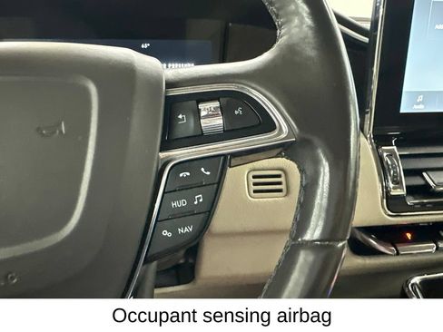 Used 2021 Lincoln Navigator Reserve w/ Equipment Group 208A AWD/4WD image 40