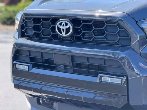 Used 2025 Toyota 4Runner TRD Sport Premium image 10