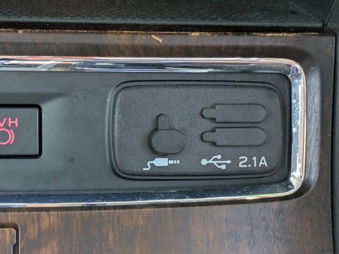 Used 2020 Subaru Ascent Touring w/ Popular Package #3 AWD/4WD image 21