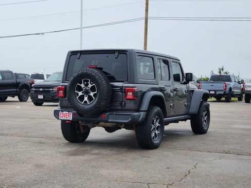 Used 2018 Jeep Wrangler Unlimited Rubicon AWD/4WD image 7