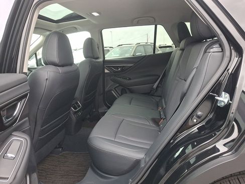 Certified 2025 Subaru Outback Limited image 10