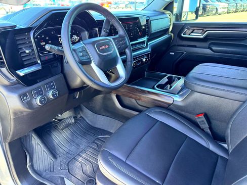 Used 2025 GMC Sierra 2500 SLT w/ SLT Convenience Package image 11