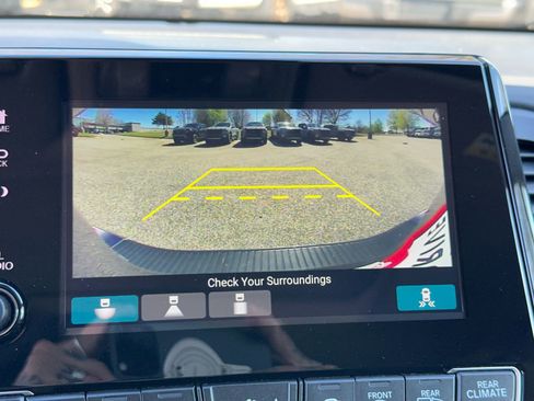 Used 2023 Honda Odyssey EX-L image 27