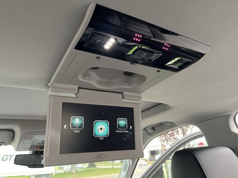 Used 2018 Chevrolet Tahoe Premier image 36