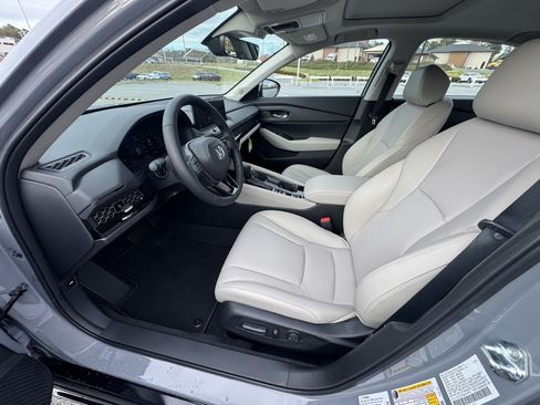 New 2026 Honda Accord EX-L image 12