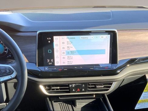 New 2026 Volkswagen Atlas SEL image 6