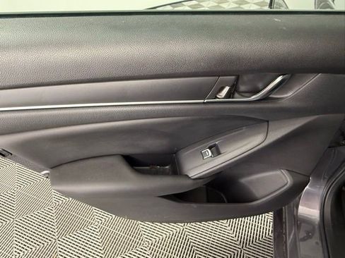 Used 2020 Honda Accord Sport image 33