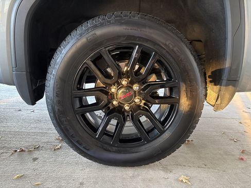 Used 2023 GMC Sierra 1500 Elevation image 35