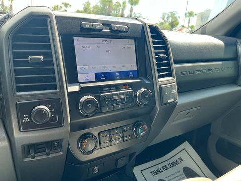 Used 2020 Ford F250 XL w/ STX Appearance Package AWD/4WD image 24