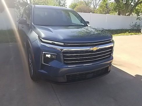 Certified 2025 Chevrolet Traverse LT image 5