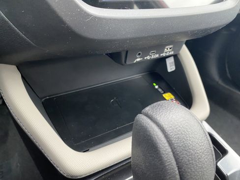 New 2026 Subaru Forester Premium image 32