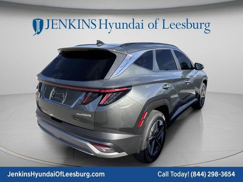 Certified 2025 Hyundai Tucson SEL AWD/4WD image 2