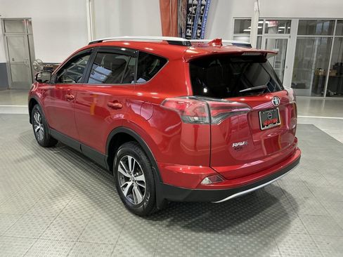 Used 2017 Toyota RAV4 XLE image 27