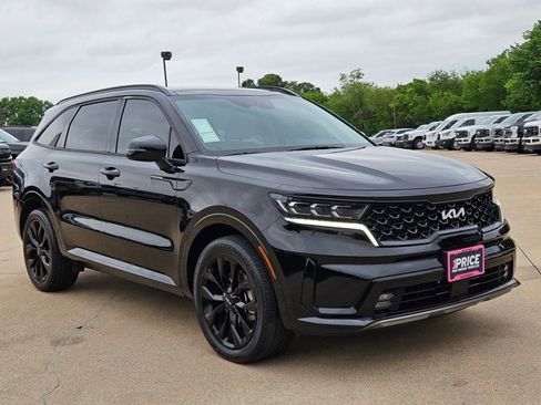Used 2023 Kia Sorento SX FWD image 3