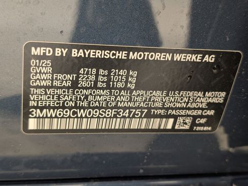 New 2025 BMW 330i Sedan w/ Convenience Package image 25