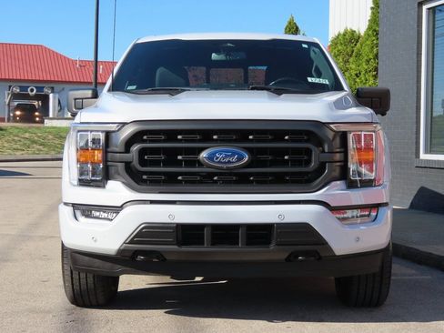 Used 2022 Ford F150 XLT w/ Equipment Group 302A High image 12
