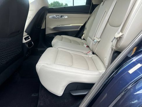 Used 2023 Genesis GV70 2.5T w/ Advanced Package AWD/4WD image 8
