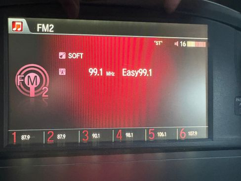 Used 2013 Honda Accord Sport image 33