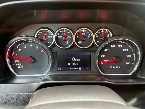 Used 2021 Chevrolet Silverado 1500 LT w/ Convenience Package II AWD/4WD image 21