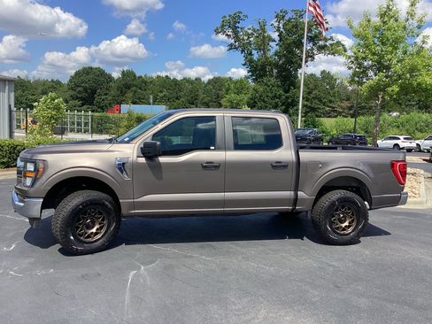 Used 2023 Ford F150 XLT image 6