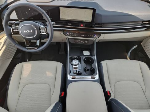 New 2026 Kia Carnival SX Prestige FWD image 18