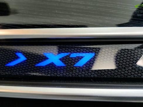 Used 2024 BMW X7 xDrive40i w/ M Sport Package AWD/4WD image 35