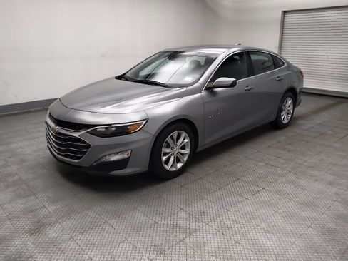 Used 2024 Chevrolet Malibu LT FWD image 2