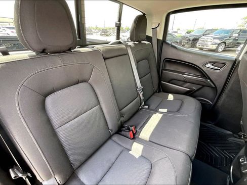 Used 2021 Chevrolet Colorado LT w/ Safety Package image 22