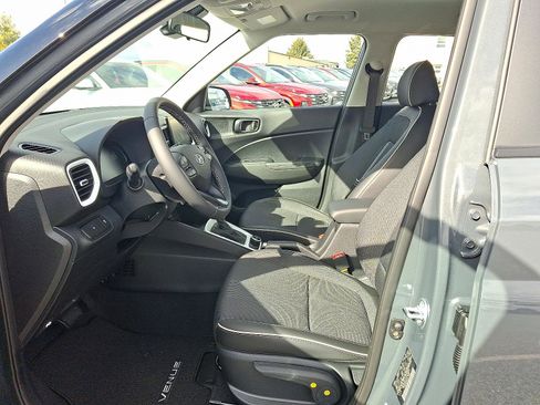 New 2026 Hyundai Venue SEL image 9