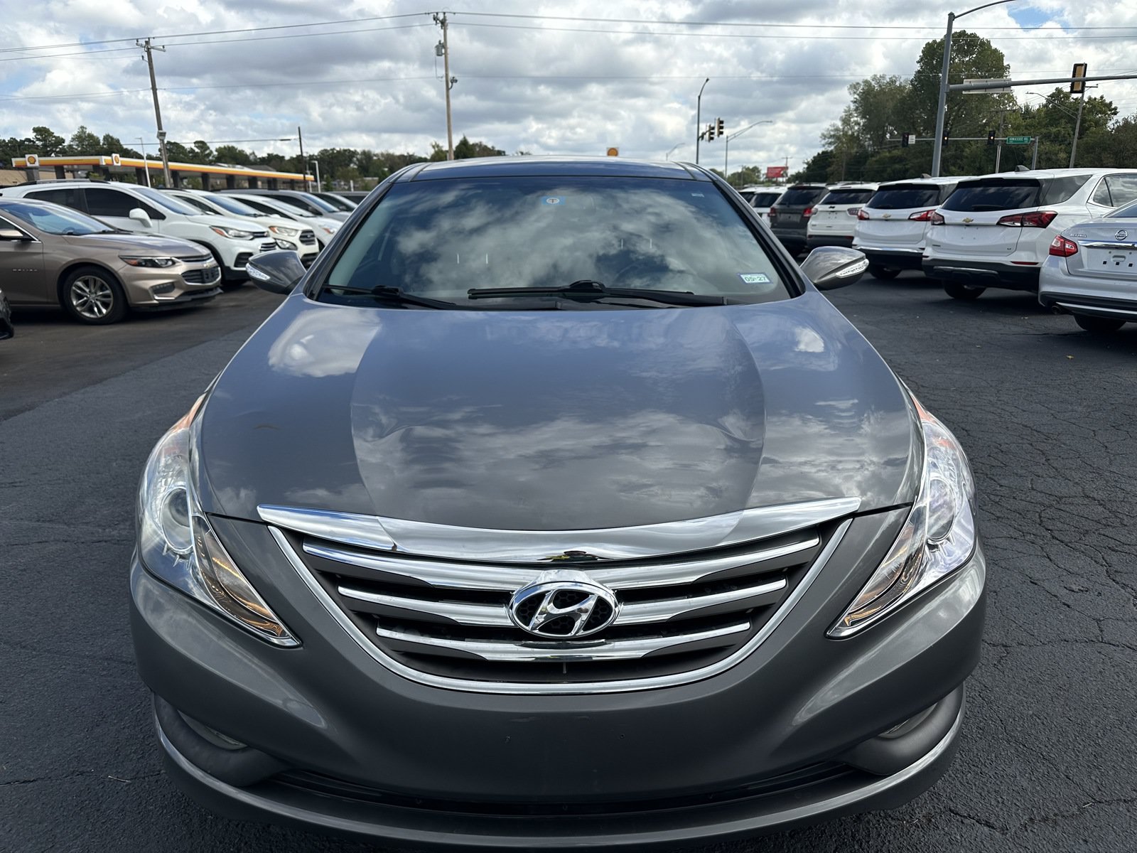 Used 2014 Hyundai Sonata Limited w/ Technology Package 05 FWD image 1