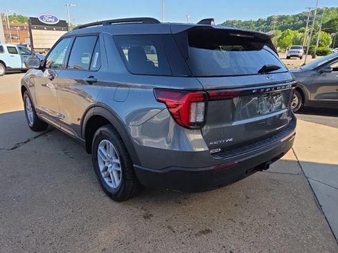 New 2026 Ford Explorer Active AWD/4WD image 5