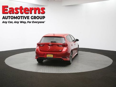 Used 2018 Toyota Corolla iM w/ Carpet Mat Package (TMS) image 36