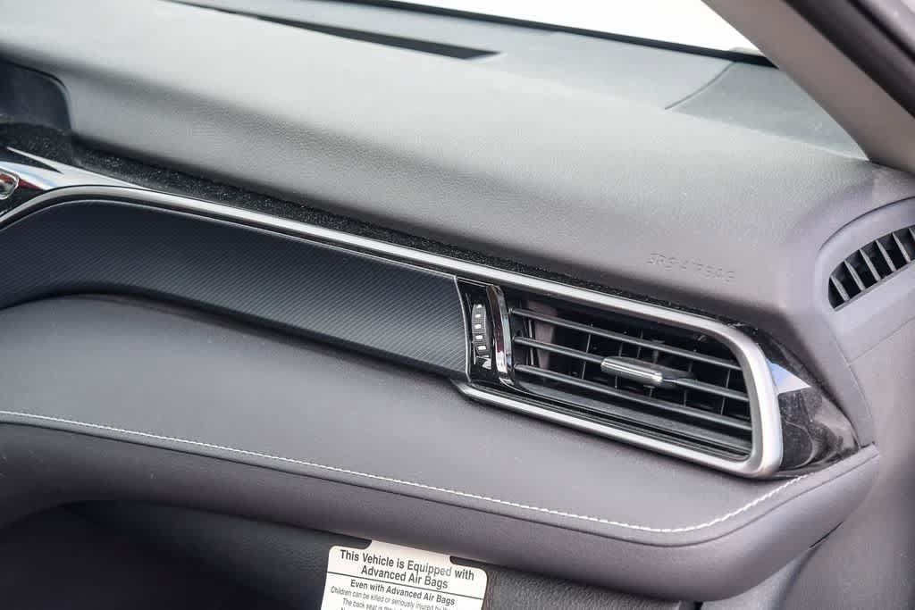Used 2024 Toyota Camry SE FWD image 13