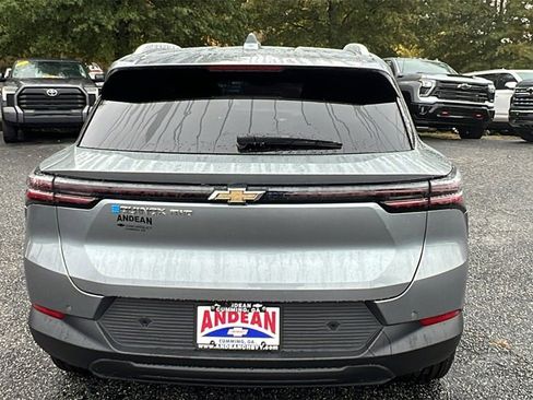 New 2026 Chevrolet Equinox EV LT image 6