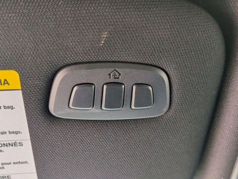 Used 2025 Ford Explorer ST-Line RWD image 21
